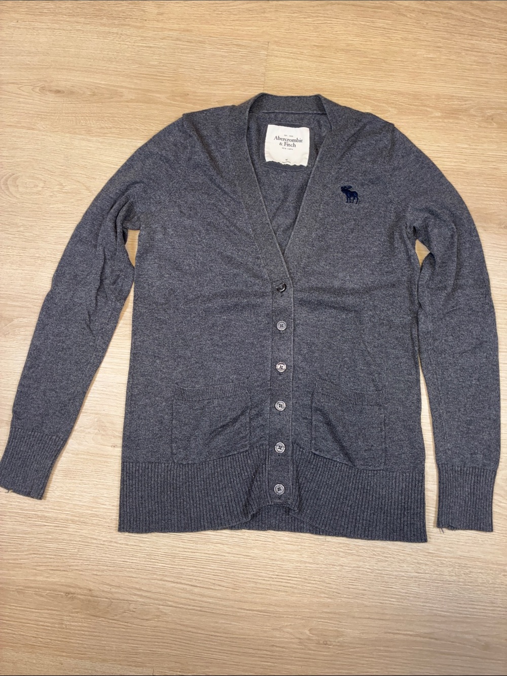 Abercrombie & Fitch Dark Gray Button-Up V‑Neck Cardigan